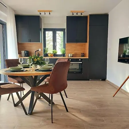 Victoria - 2 Bed With Balcony And Parking アパート